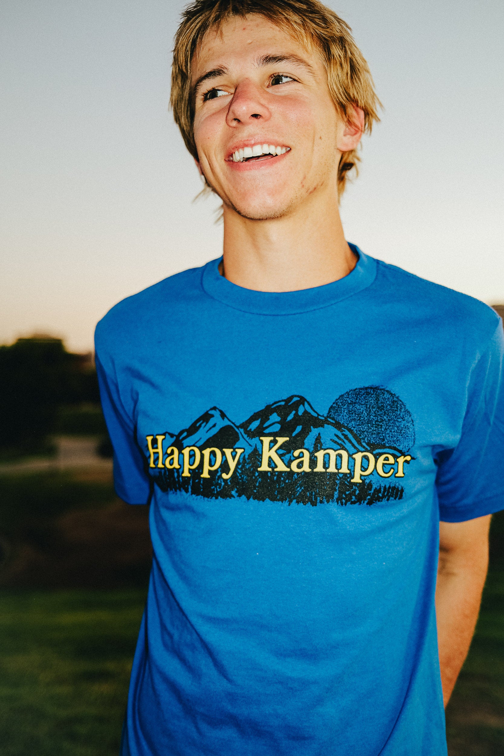 Blue Happy Kamper