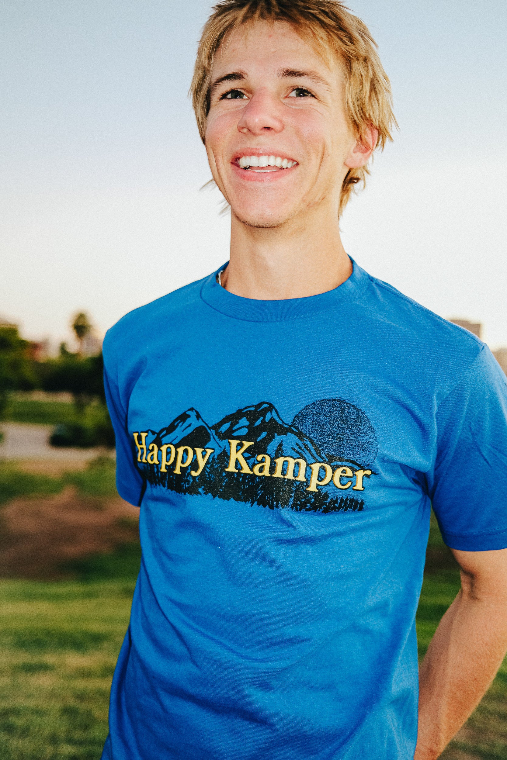 Blue Happy Kamper